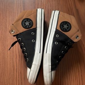 All Star Converse Black and Tan boys Junior 6